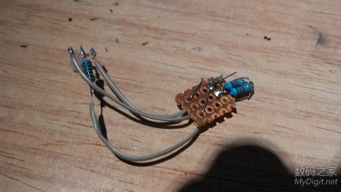 请输入描述 DIY充电器,粗了大事。。。