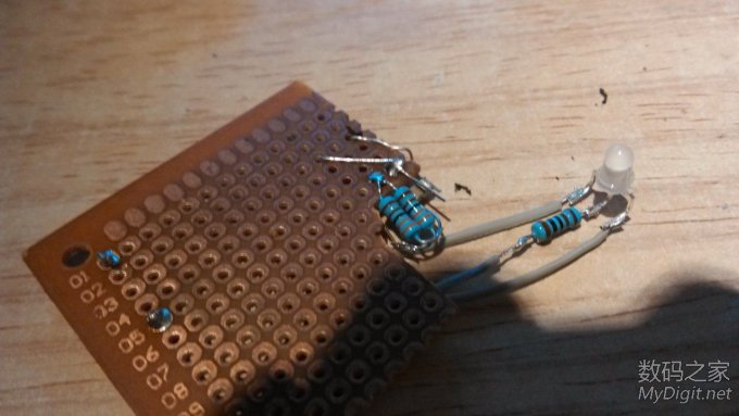 请输入描述 DIY充电器,粗了大事。。。