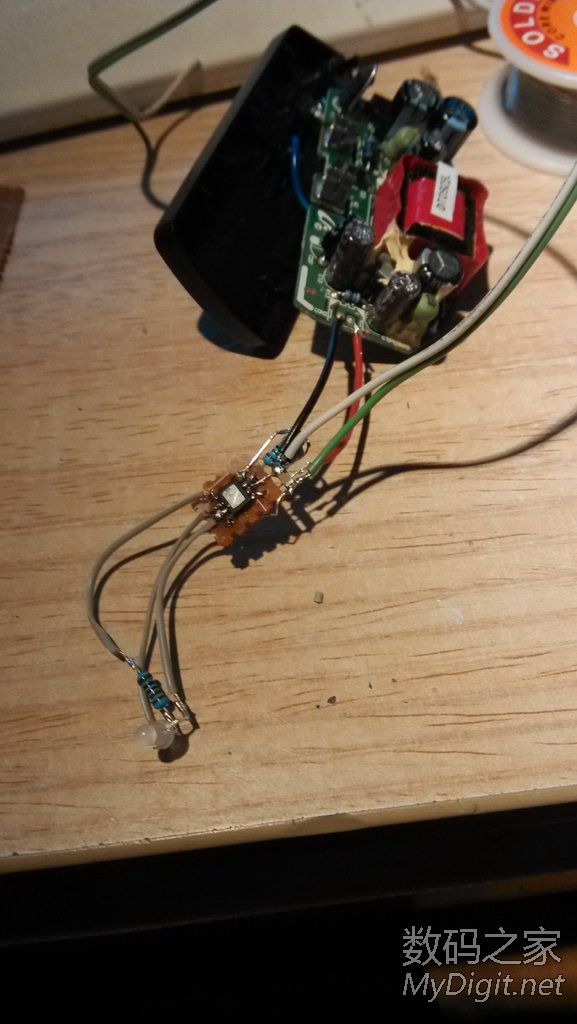 请输入描述 DIY充电器,粗了大事。。。