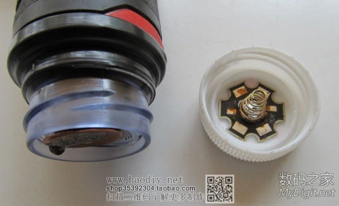 用矿泉水瓶嘴,给米沃奇M4做个电池仓————省了100多 用矿泉水瓶嘴,给米沃奇M4做个电池仓————省了100多