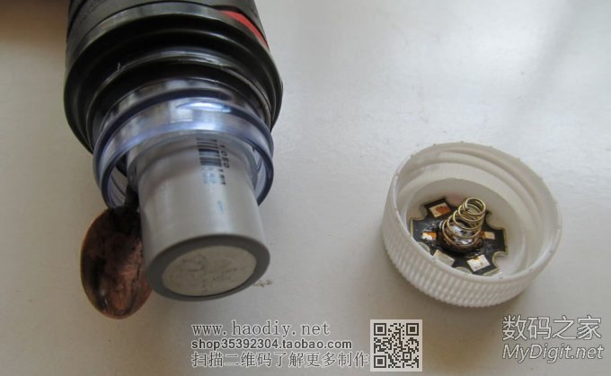 用矿泉水瓶嘴,给米沃奇M4做个电池仓————省了100多 用矿泉水瓶嘴,给米沃奇M4做个电池仓————省了100多