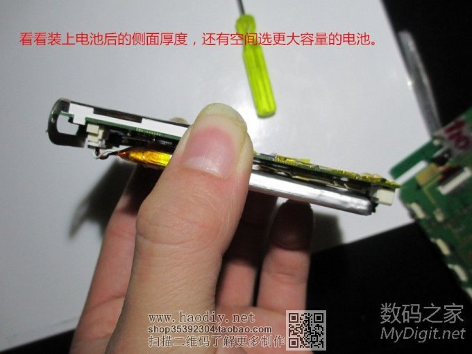 ipod mini2 改32G CF卡 改背光亮度 改1520毫安锂电容量,刷Rockb