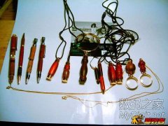 看看木友做的工艺品和制作过程。