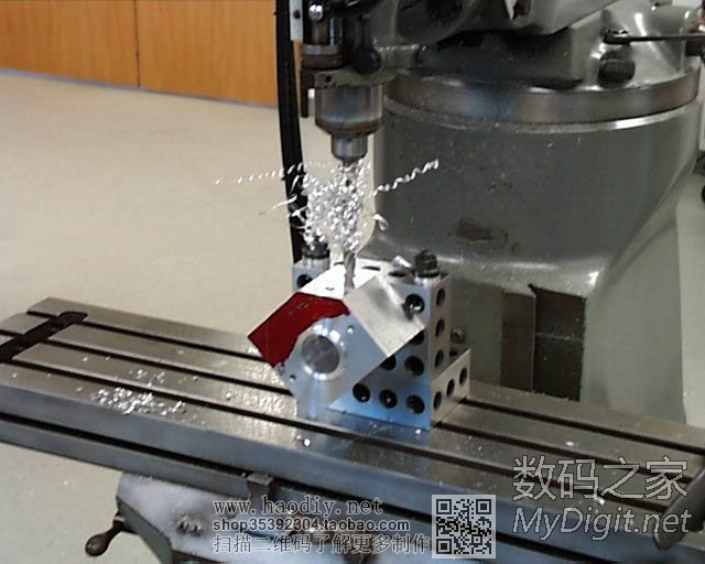 牛B    水冷V4汽油引擎制作过程         (转帖) 牛B    水冷V4汽油引擎制作过程&#