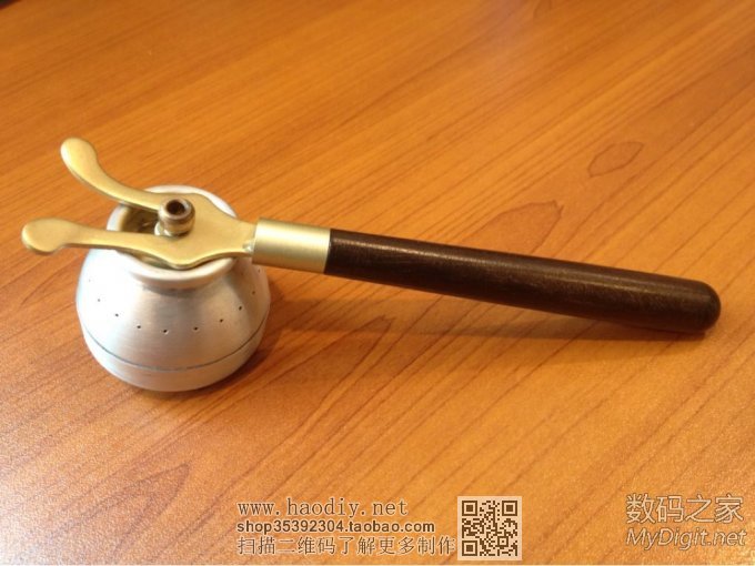 新作出炉。。。。。。。。。。。。。。。。。。DIY酒精煮茶炉