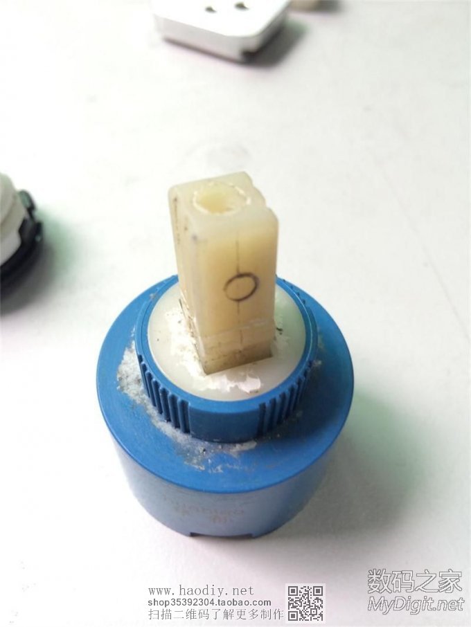 洗手间的冷热水龙头关不住水了,拿到公司干点私活…… 洗手间的冷热水龙头关不住水了,拿到公司干点私活……