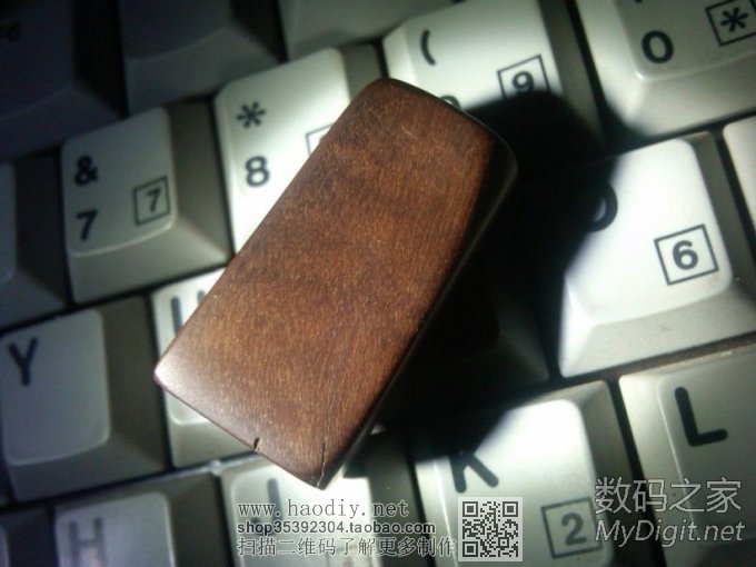 (上了效果图)用了一点废料,刻了个小印章,大虾们认知这种事神马木料吗?求解 (上了效果图)用了一点废料,刻了个小印章,大虾们认知这种事神