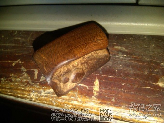 (上了效果图)用了一点废料,刻了个小印章,大虾们认知这种事神马木料吗?求解 (上了效果图)用了一点废料,刻了个小印章,大虾们认知这种事神