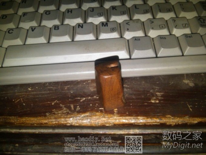 (上了效果图)用了一点废料,刻了个小印章,大虾们认知这种事神马木料吗?求解 (上了效果图)用了一点废料,刻了个小印章,大虾们认知这种事神