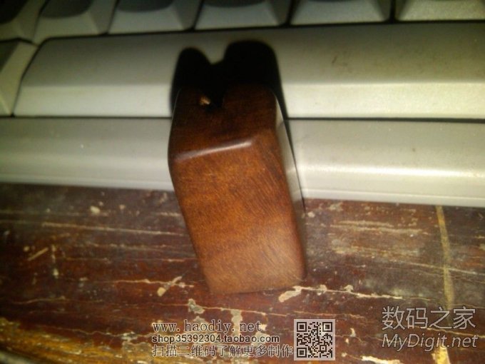 (上了效果图)用了一点废料,刻了个小印章,大虾们认知这种事神马木料吗?求解 (上了效果图)用了一点废料,刻了个小印章,大虾们认知这种事神