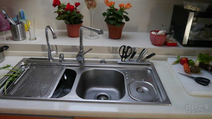 老婆喜欢的制作系列之七~铝合金刀架~奖励多多 老婆喜欢的制作系列之七~铝合金刀架~奖励多多