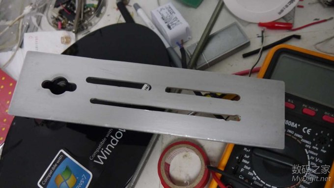 老婆喜欢的制作系列之七~铝合金刀架~奖励多多 老婆喜欢的制作系列之七~铝合金刀架~奖励多多