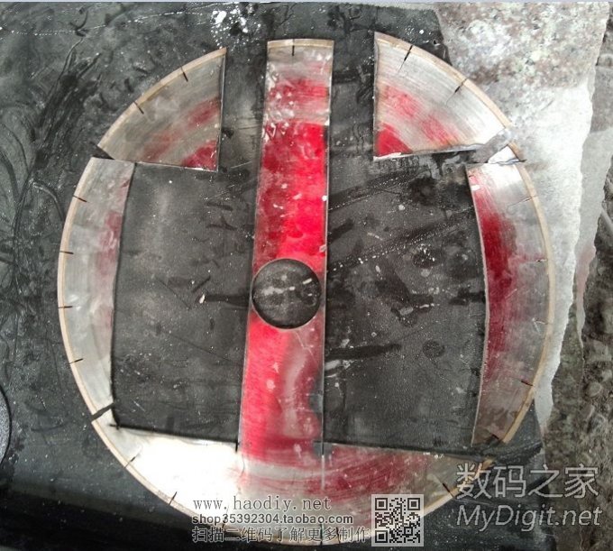 穷屌丝的杰作,用大理石切割片做了两把菜刀 穷屌丝的杰作,用大理石切割片做了两把菜刀