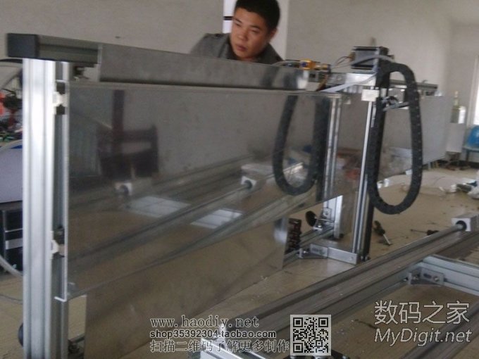 今天去朋友工厂参观下 自己生产贴片机 今天去朋友工厂参观下 自己生产贴片机