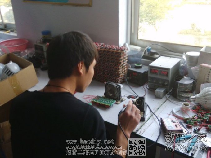 今天去朋友工厂参观下 自己生产贴片机 今天去朋友工厂参观下 自己生产贴片机