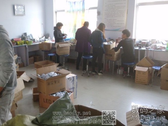 今天去朋友工厂参观下 自己生产贴片机 今天去朋友工厂参观下 自己生产贴片机