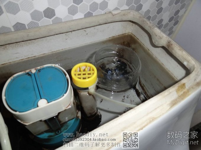 『MM DIY』马桶洁厕宝用的太快,于是想了个办法~ 『MM DIY』马桶洁厕宝用的太快,于是想了个办法~