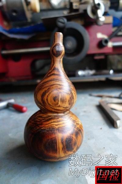 看看一块烂木头能干啥?----纯机械打造金刚葫芦兄弟 看看一块烂木头能干啥?----纯机械打造金刚葫芦兄弟