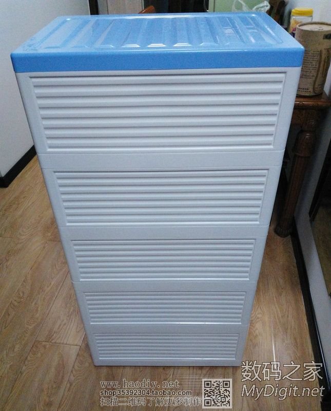 『MM 老公DIY』看看老公给宝宝们新买的小柜子。 『MM 老公DIY』看看老公给宝宝们新买的小柜子。