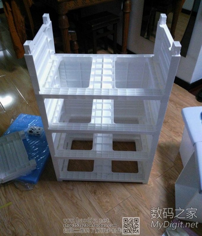 『MM 老公DIY』看看老公给宝宝们新买的小柜子。 『MM 老公DIY』看看老公给宝宝们新买的小柜子。