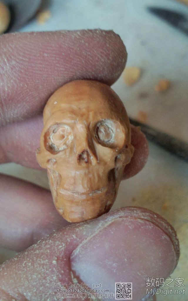 初试核雕--写实头骨 初试核雕--写实头骨