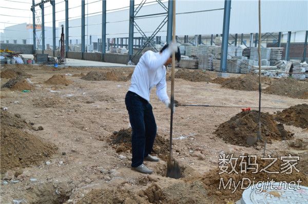 传说中的神器“洛阳铲” 传说中的神器“洛阳铲”