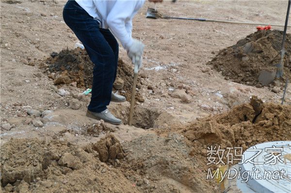 传说中的神器“洛阳铲” 传说中的神器“洛阳铲”