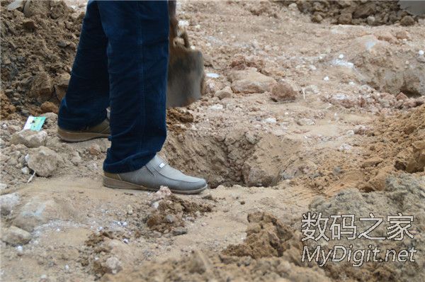 传说中的神器“洛阳铲” 传说中的神器“洛阳铲”