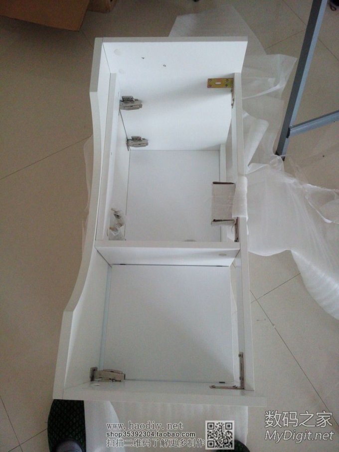 网购的卫生间洗手盆,刚刚装上,自己一个人装的,求赞求奖励。 网购的卫生间洗手盆,刚刚装上,自己一个人装的,求赞求奖励。