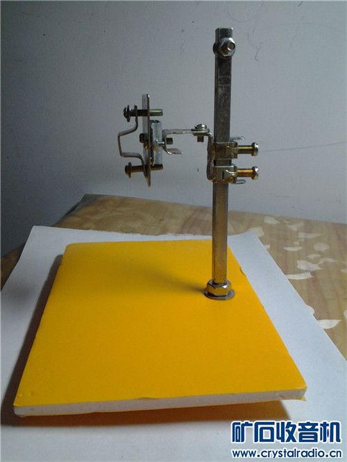 【参赛】帮朋友DIY个放大镜观看台架!