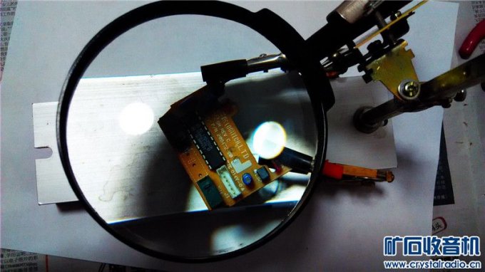 【参赛】帮朋友DIY个放大镜观看台架!