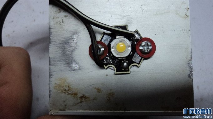 【参赛】制作一个太阳能楼道灯