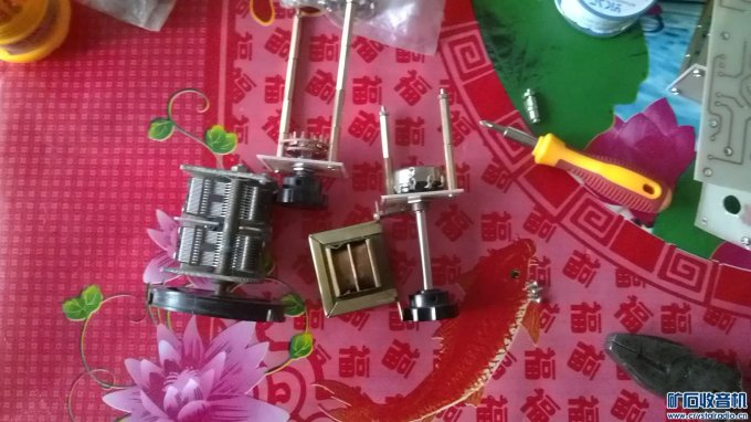 【参赛】直流三波段四灯电子管收音机