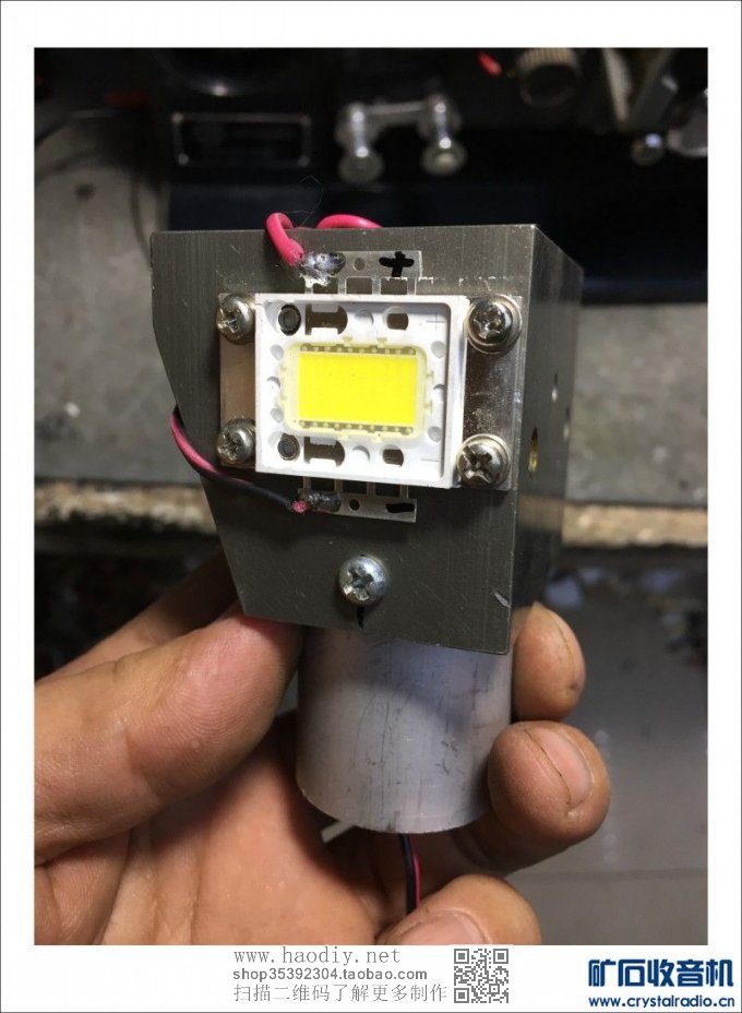 看830阅兵受启发,用最新技术魔改老式的长江F-16毫米电影机的光