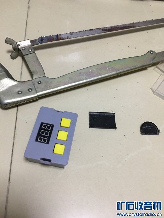 电机驱动器显示加个茶色玻璃看起来好看多,不那么刺眼 电机驱动器显示加个茶色玻璃看起来好看多,不那么刺眼