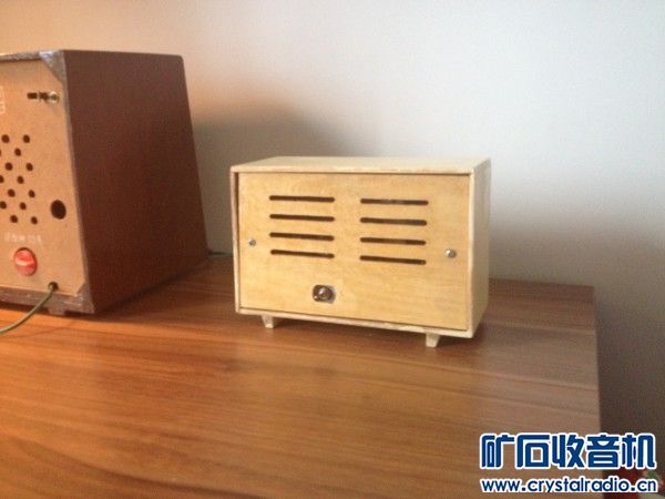 复古电池式再生三灯机完成