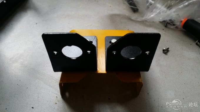 点击查看原图 攒个啥都能发帖吗,我来发个DIY遥控车的……