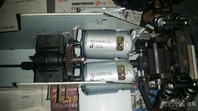 点击查看原图 攒个啥都能发帖吗,我来发个DIY遥控车的……