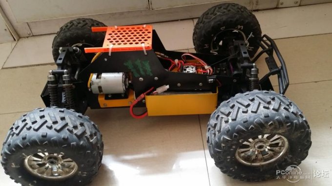 点击查看原图 攒个啥都能发帖吗,我来发个DIY遥控车的……