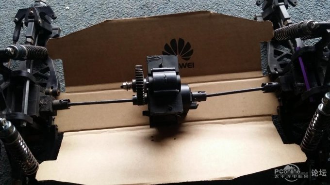 点击查看原图 攒个啥都能发帖吗,我来发个DIY遥控车的……