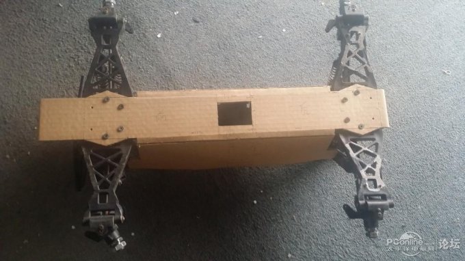 点击查看原图 攒个啥都能发帖吗,我来发个DIY遥控车的……