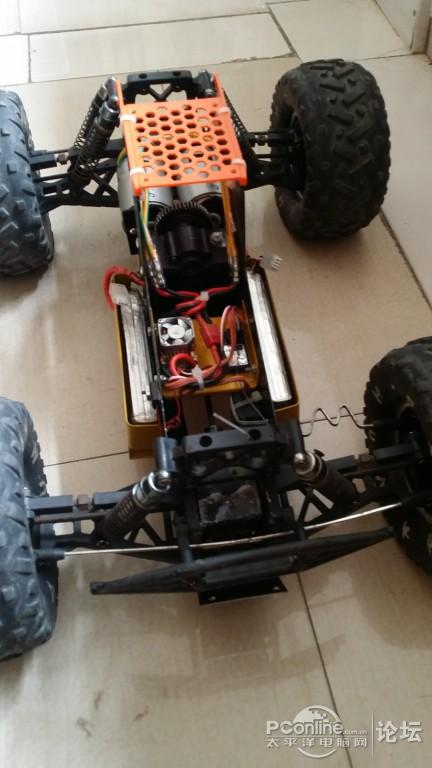 点击查看原图 攒个啥都能发帖吗,我来发个DIY遥控车的……