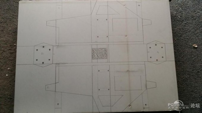点击查看原图 攒个啥都能发帖吗,我来发个DIY遥控车的……