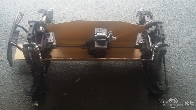 点击查看原图 攒个啥都能发帖吗,我来发个DIY遥控车的……