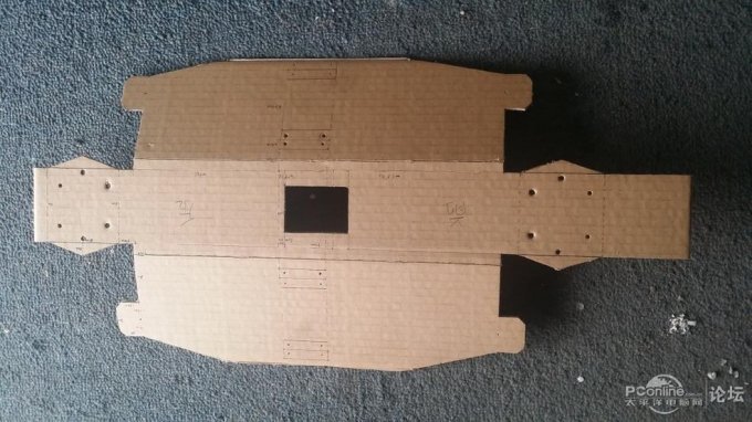 点击查看原图 攒个啥都能发帖吗,我来发个DIY遥控车的……