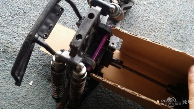 点击查看原图 攒个啥都能发帖吗,我来发个DIY遥控车的……