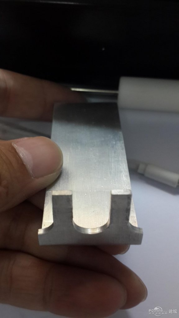 点击查看原图 人体红外感应LED小灯(很实用的哦~)