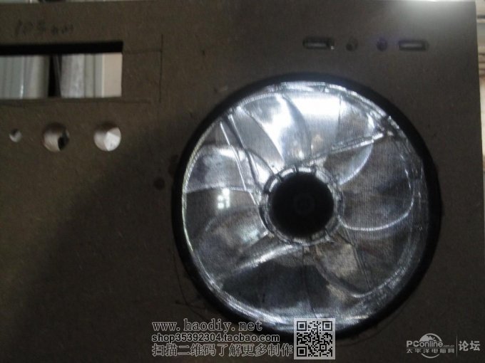 点击查看原图 辰小桀给力折腾 机箱MOD——黑色恶魔变身白色天使 废铁架电脑机