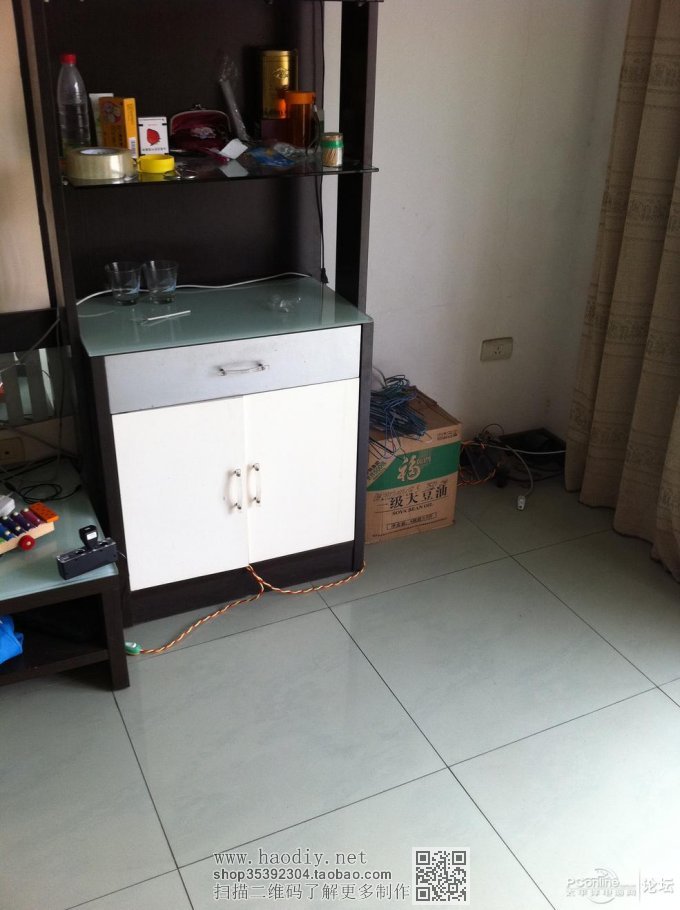 点击查看原图 太阳能电池+蓄电池→USB充电+防盗器+LED照明+UPS