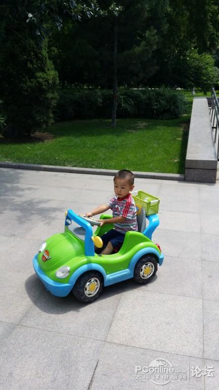 点击查看原图  终极改造,儿童电动车,小朋友车技要从小培养~~